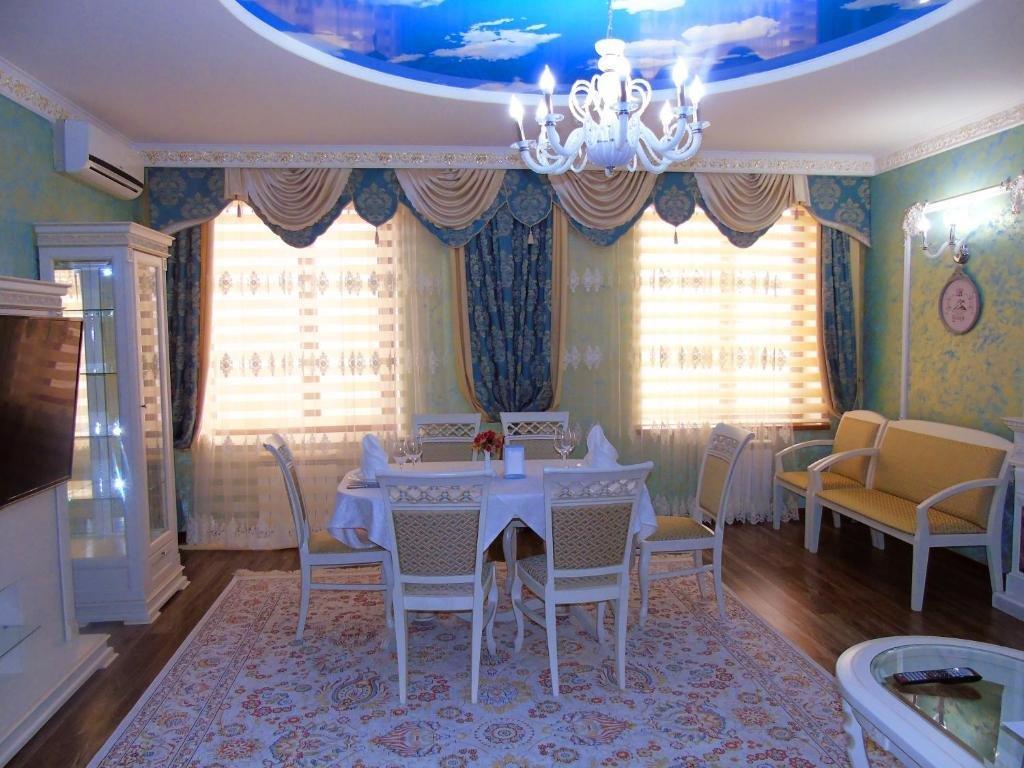 Amsterdam Hotel Aktobe Bagian luar foto