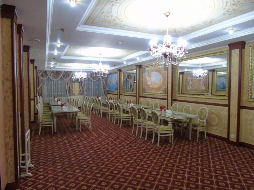 Amsterdam Hotel Aktobe Bagian luar foto