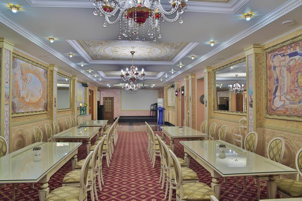 Amsterdam Hotel Aktobe Bagian luar foto